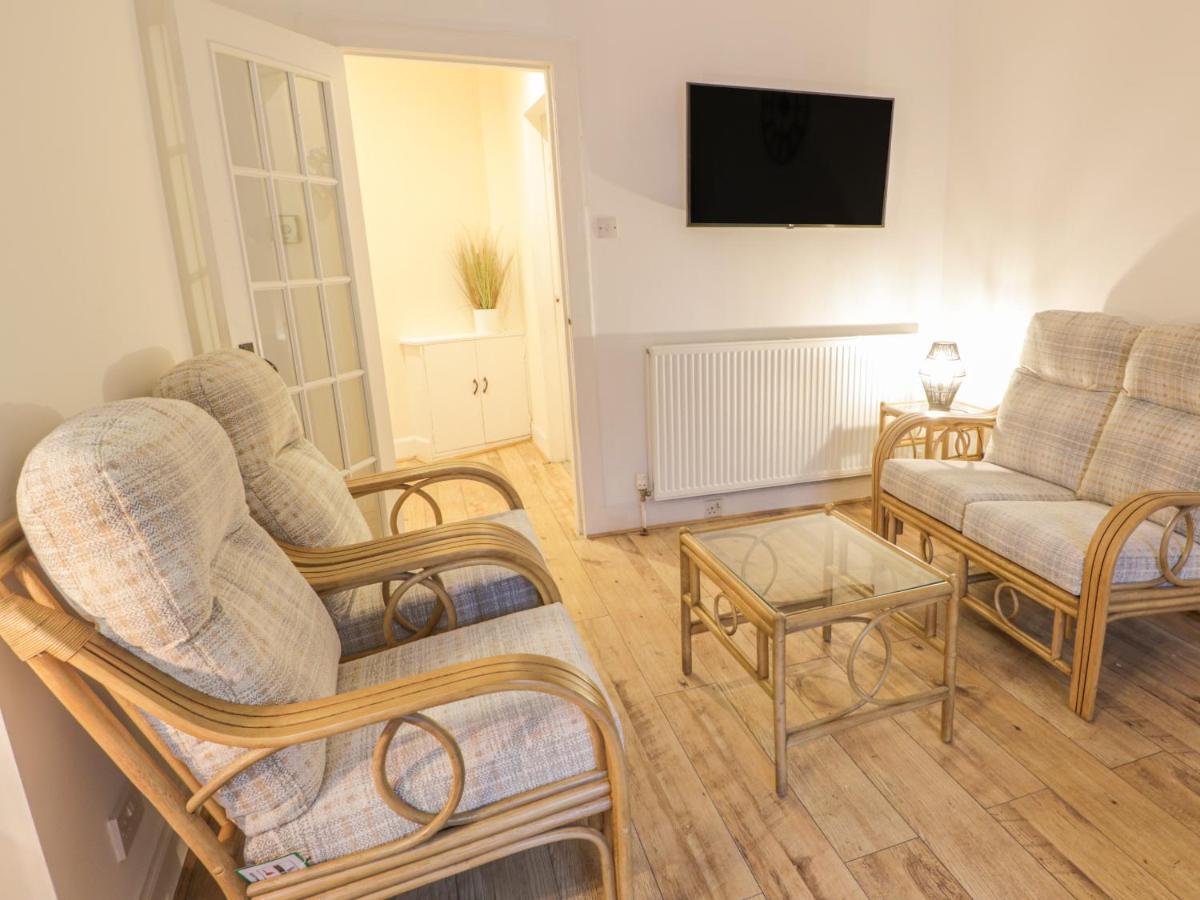 Garden Apartment Эр Экстерьер фото