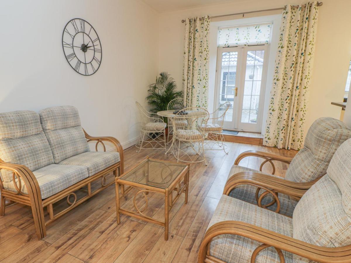 Garden Apartment Эр Экстерьер фото